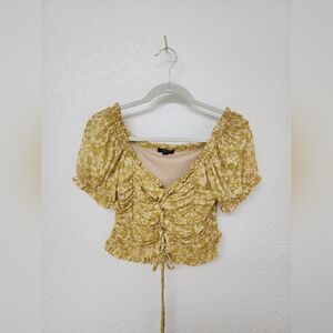 Willow blouse size Medium, golden yellow with daisy's, blousy sleeves, ties